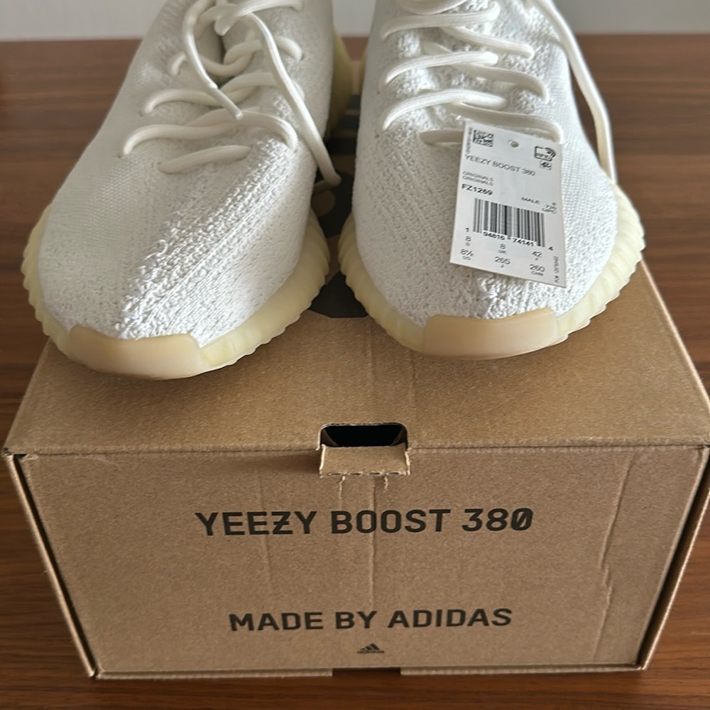 Yeezy boost 380- worn once inside